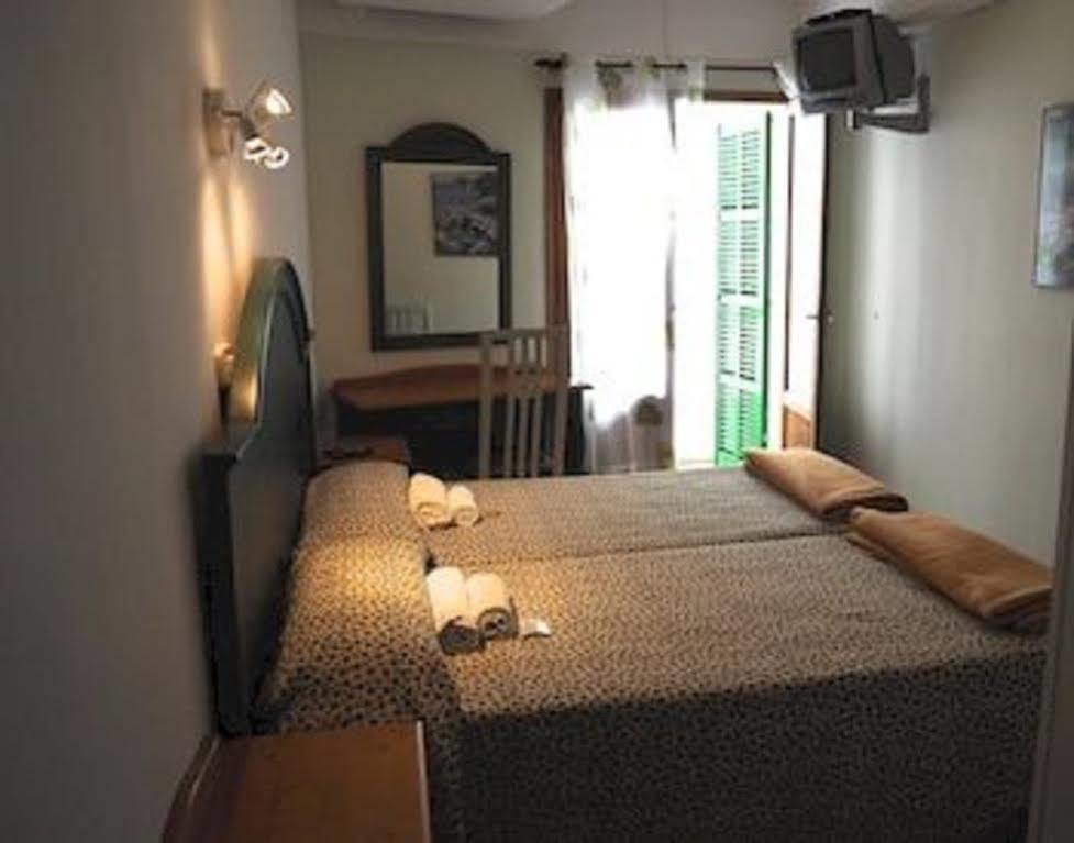 Blu Hostal Diana Порто де Алькудиа Экстерьер фото